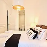 Apartment Akicity Amoreiras Crystal Lissabon